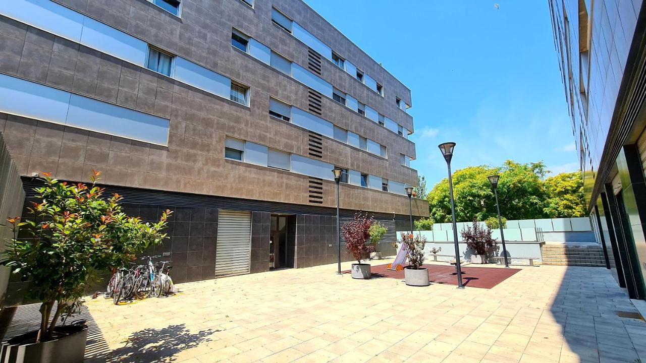 Forum-Ccib-Relax Flats Sant Adria de Besos Luaran gambar